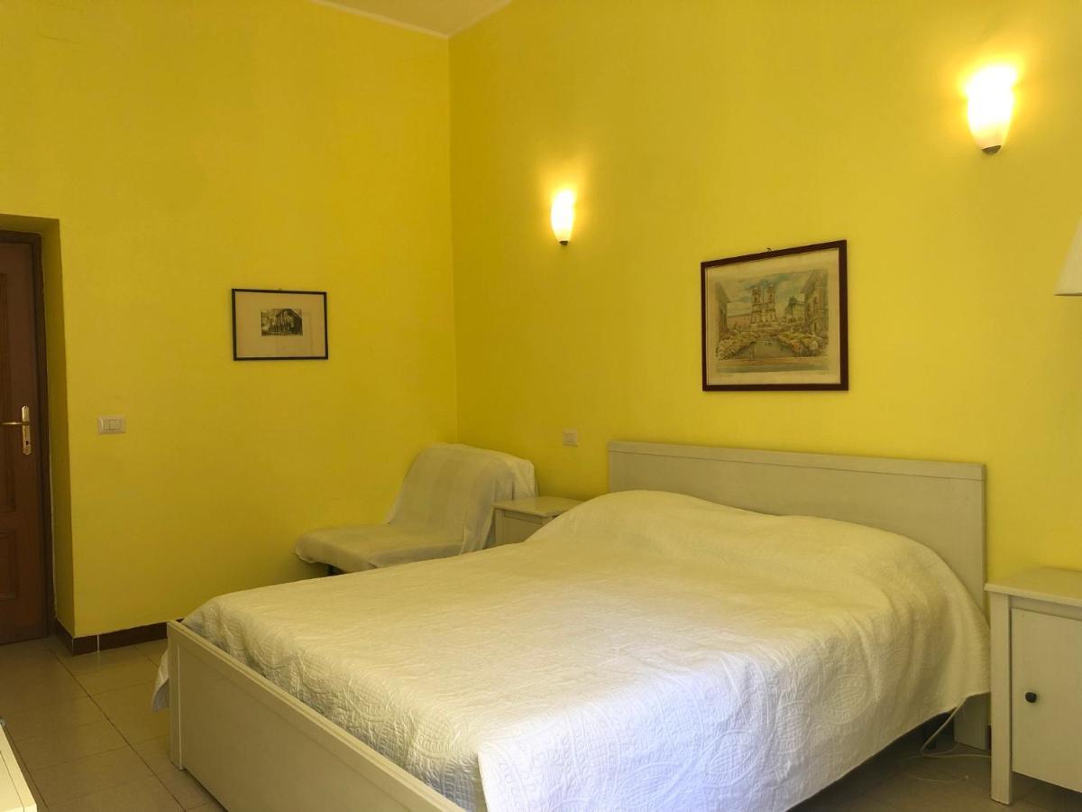 Casa Vacanze "Il Vaticano A 2 Passi" โรม ภายนอก รูปภาพ